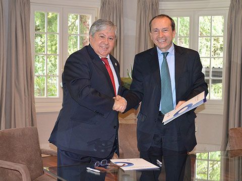 De izquierda a derecha: Javier Sierra, presidente de Remax España y Jose Mª Martín Gavín, director Comercial y Desarrollo Estratégico de Preventiva